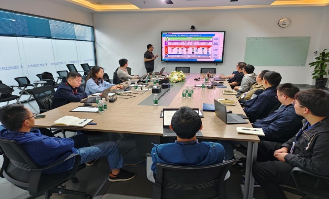 英飞源与z6尊龙团队开展技术交流与培训现场